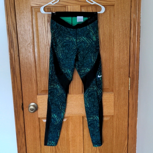 Nike Pants - Nike Pro dri-fit leggings